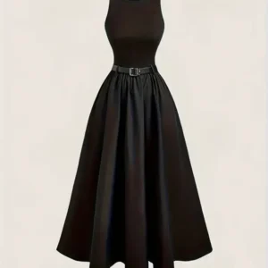 Sleeveless pleated dress
